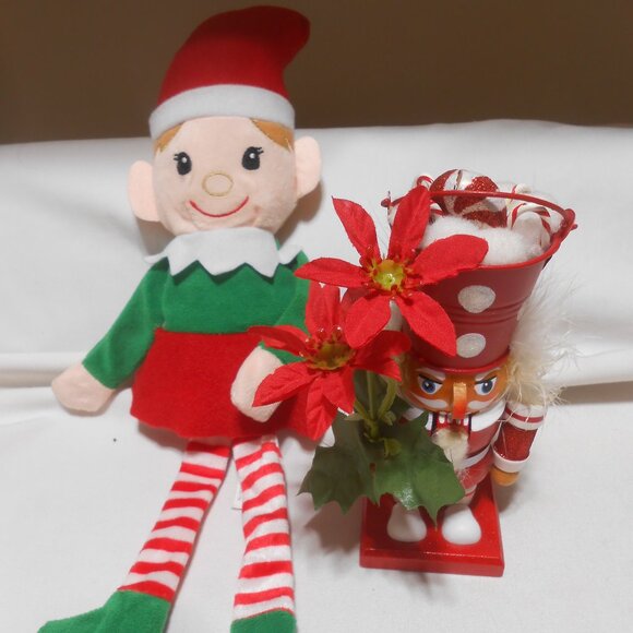 VTG WOODEN NUTCRACKER & PLUSH ELF ON THE SHELF DOLL GREENBRIER BRAND CHRISTMAS - Picture 8 of 9